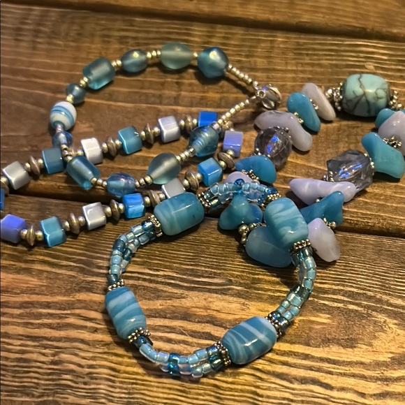 Jewelry - Blue Beaded Bracelet Set